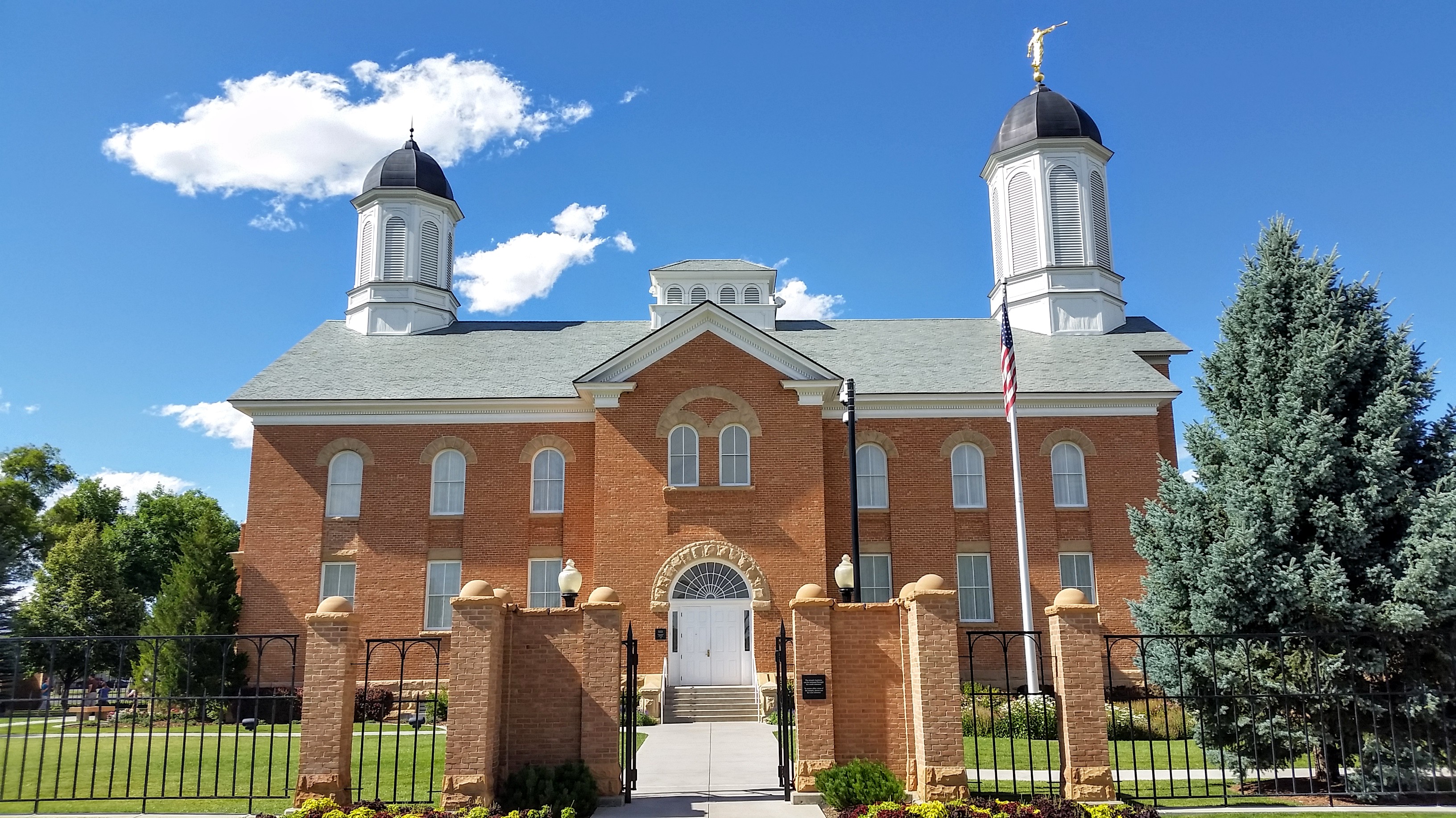 Vernal, Utah Temple Heaven's White Noise