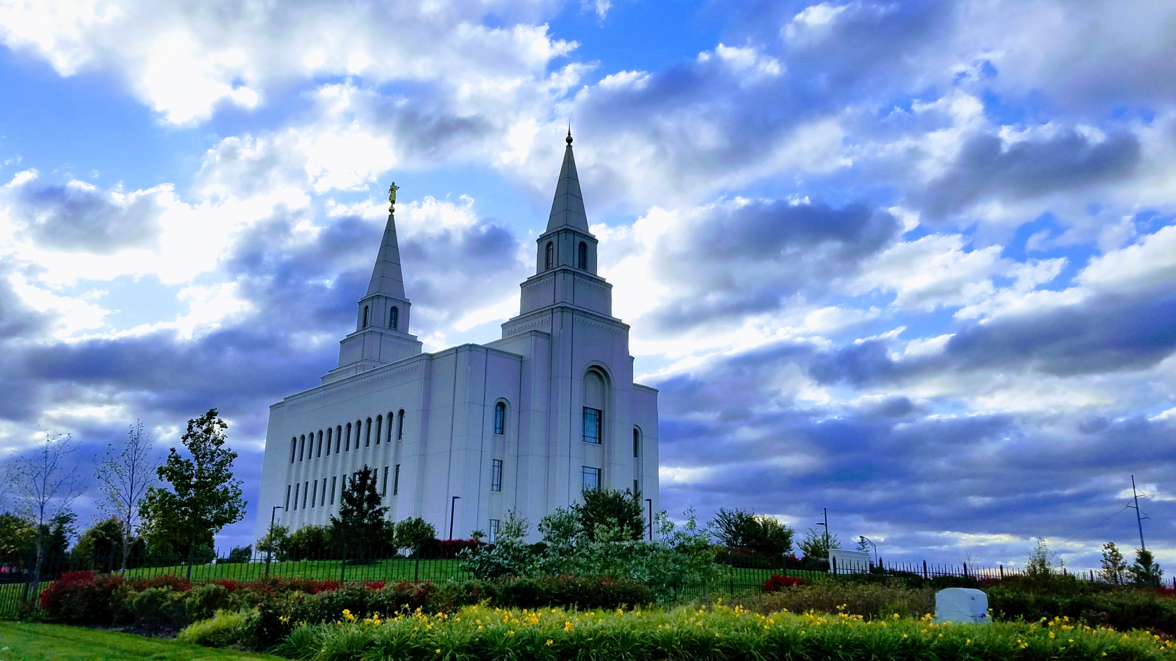 Kansas City Temple Heaven's White Noise